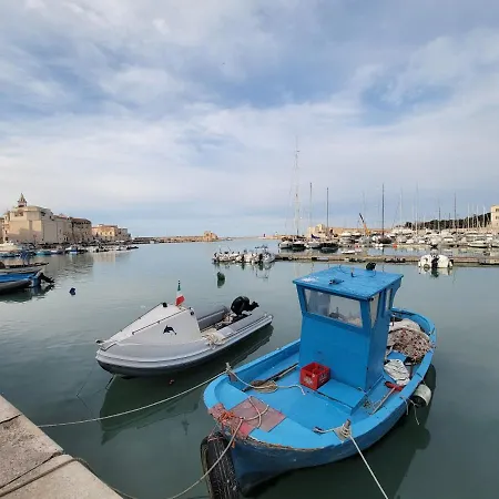 Historic Apulia Old Town Stone House With Private Patio Giovinazzo
